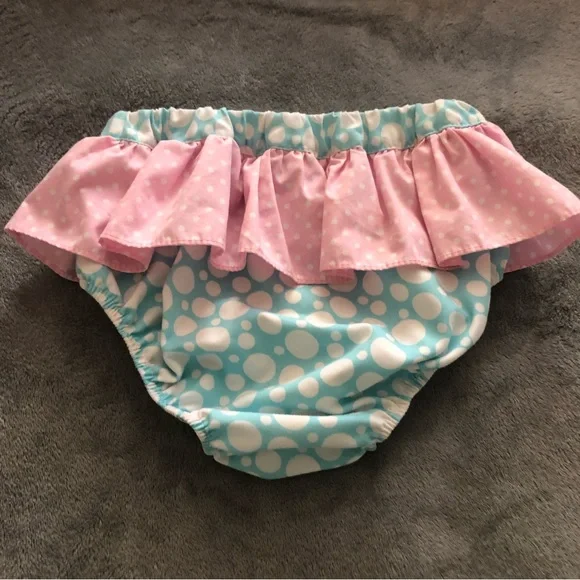 Ruffled Monogrammed “I” Swimsuit size 5 - Picture 3 of 4